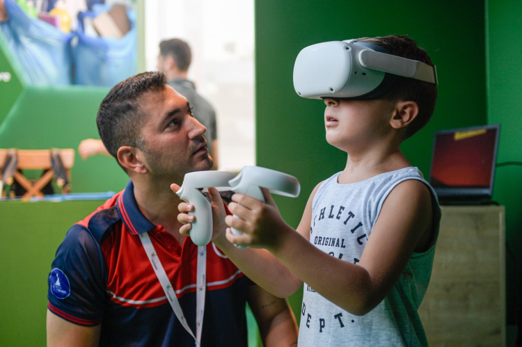 İzmir’de Yangın Söndürme Eğitimi Sanal Gerçeklikle Buluşturuldu