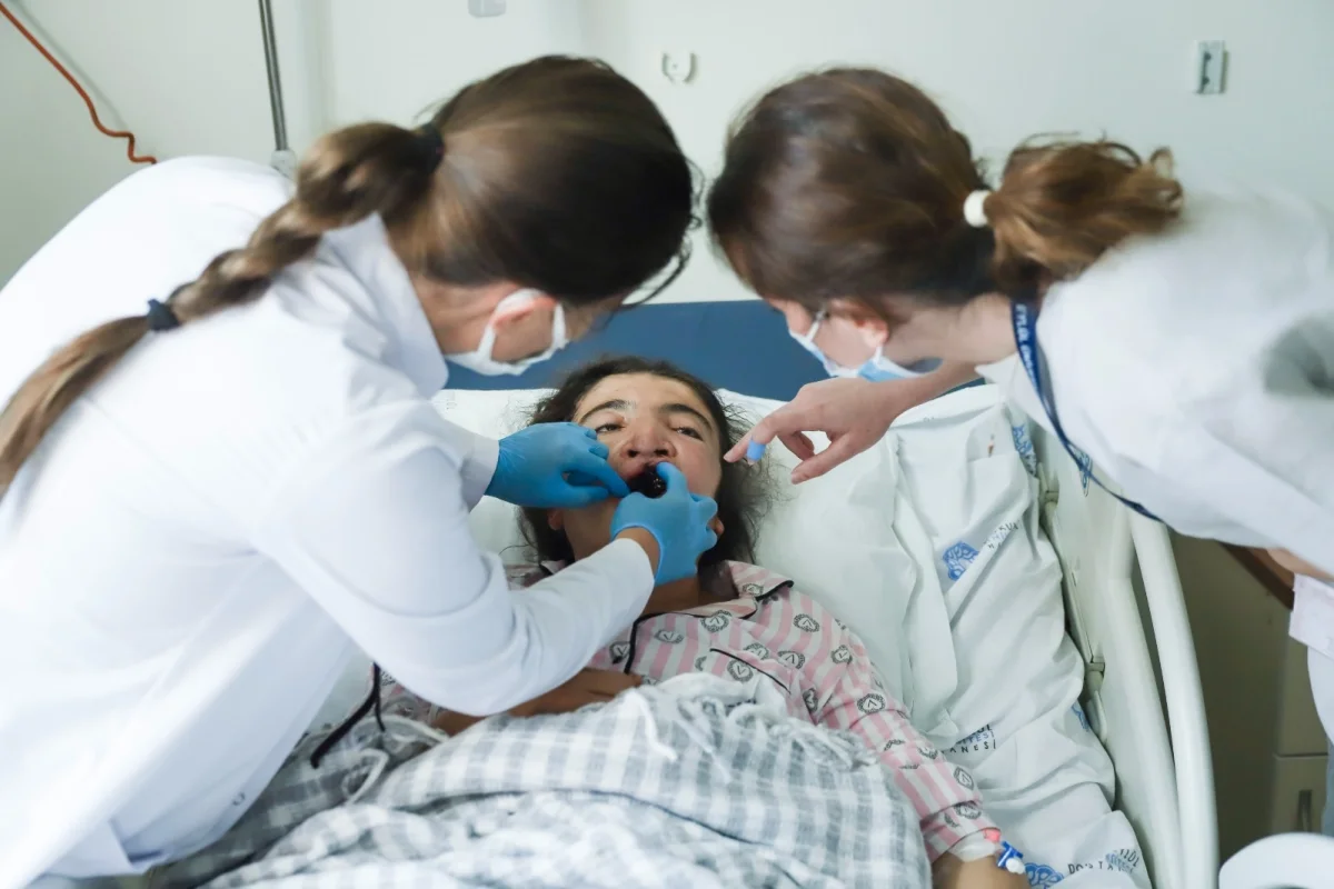 DEÜ Ortodonti Fakültesi’nden ücretsiz ve dijital destekli tedavi imkânı 1 DEÜ Ortodonti Fakültesi’nden ücretsiz ve dijital destekli tedavi imkânı