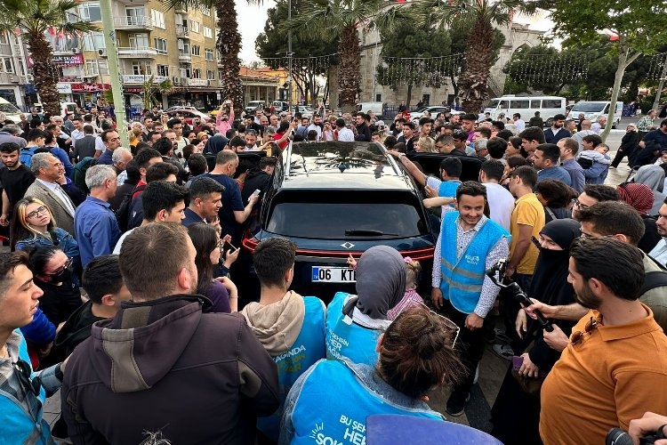 TOGG  Aydın’da vatandaşın büyük ilgisini topladı.