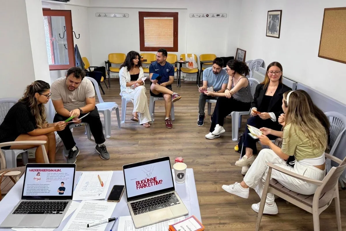 İzmir’de Gençler İçin Keşif Atölyeleri Başladı