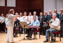 İzmir, Avrupa ve Türkiye’de Yaş Dostu Kent Modeli Olmayı Hedefliyor