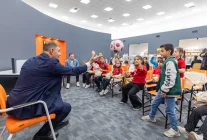 Başkan Tugay, Kadifekaleli Çocuklarla Hikaye Saati Düzenledi