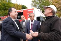 baskan besim dutlulu selendili ciftcilerle bulustu