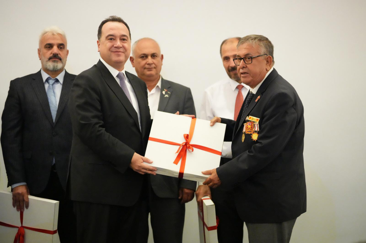 Başkan Dutlulu, Manisa’da Şehit Yakınları ve Gazilerle Buluştu