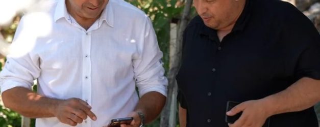 Manisa Büyükşehir’den Muhtarlara Teknolojik Destek