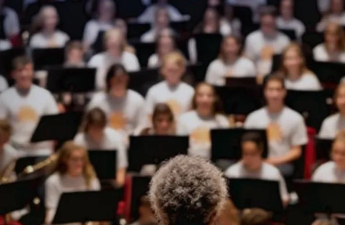 Manisa Gençlik Senfoni Orkestrası Yeni Yıldızlarını Arıyor