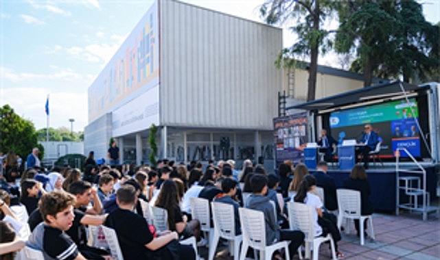 prof dr suat caglayan ve prof dr yilmaz buyukersenden ogrencilere altin degerinde tavsiyeler